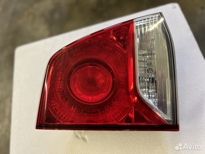 Фонарь задний Land cruiser 200