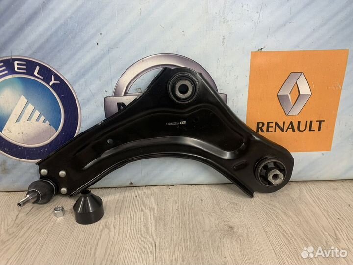 Рычаг подвески Renault megane 3 Прав