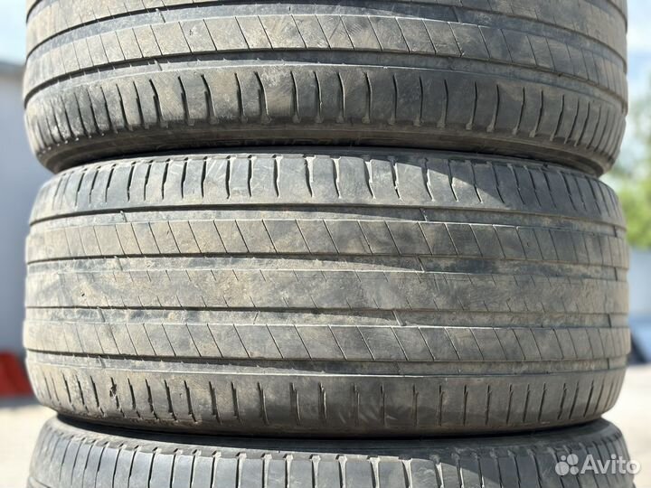 Michelin Latitude Sport 3 255/50 R19 и 285/45 R19