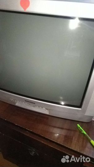 Телевизор в хорошем состояние,в ремонте не был