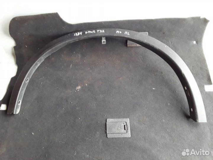 Молдинг на крыло передний левый Nissan X-Trail T32