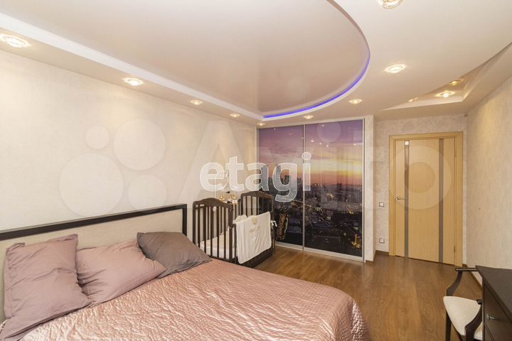 2-к. квартира, 67,3 м², 7/10 эт.