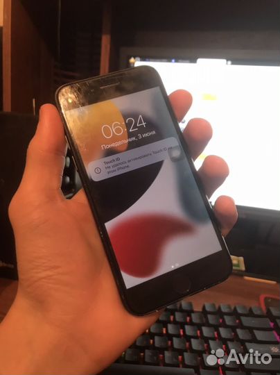 iPhone 7, 32 ГБ