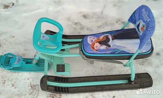 Детский снегокат со спинкой