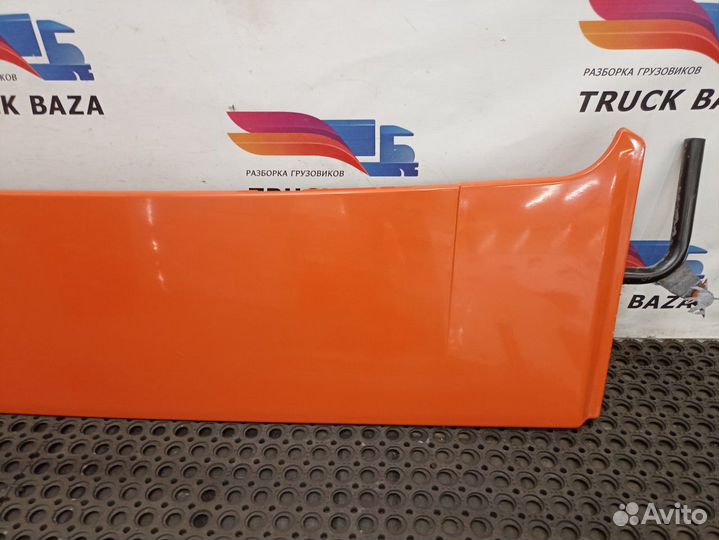 Спойлер кабины левый Mercedes-Benz Actros