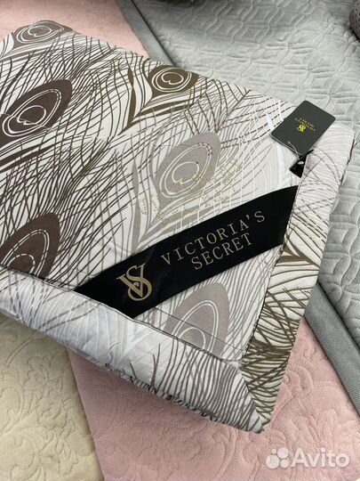 Постельное белье с одеялом Victoria's Secret