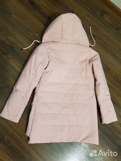Куртка для девочки (рост 140)
