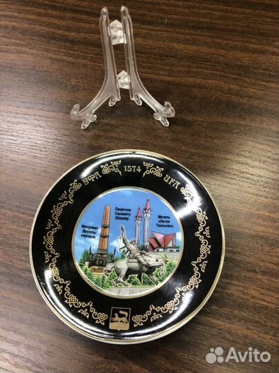 Сувенирные тарелки
