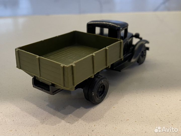 Модель грузовика газ аа СССР 1:43 ломо полуторка