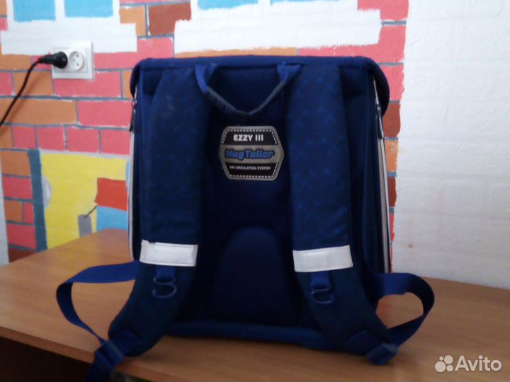 Школьный рюкзак