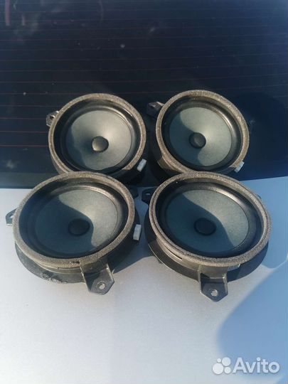 Штатные колонки toyota rav4