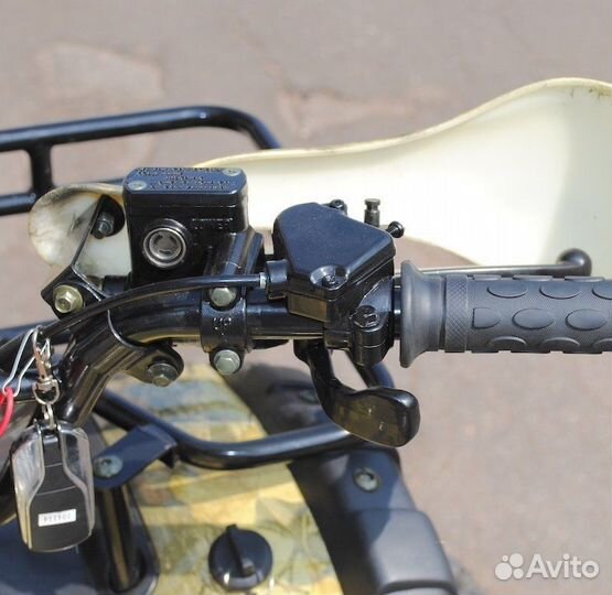 Квадроцикл Avantis Hunter 8 125 кубов желтый