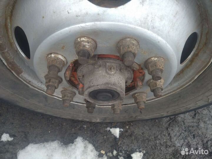 Ступицы Интер 9800