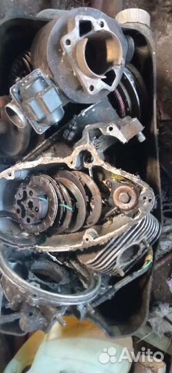 Двигатель на мотороллер муравей 2шт