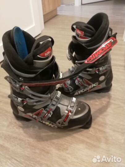 Горнолыжные ботинки
