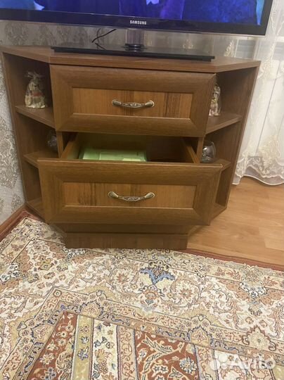 Тумба под тв