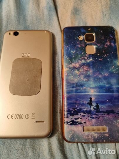 Телефон ZTE
