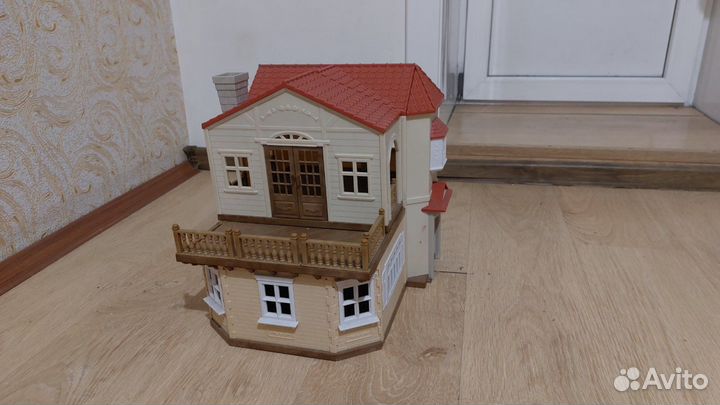 Домик для кукол