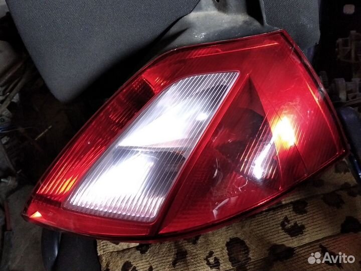 Задние фонари Рено Меган 2