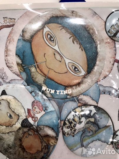 Комплект дизайнерских значков Carrie Chau