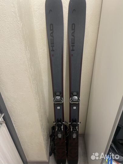 Продаю горные лыжи