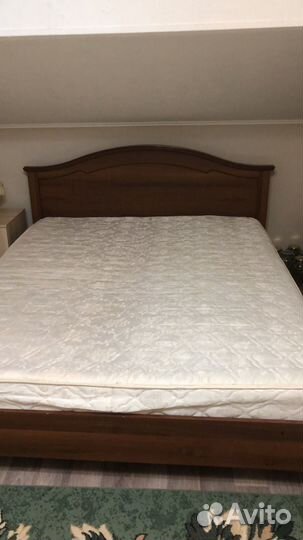 Кровать двухспальная с матрасом бу 160 200