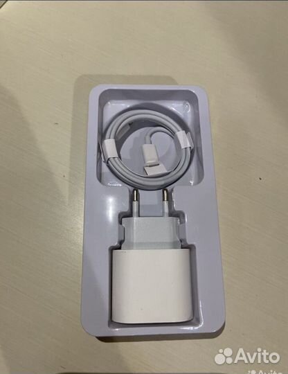 Зарядка на iPhone 25w