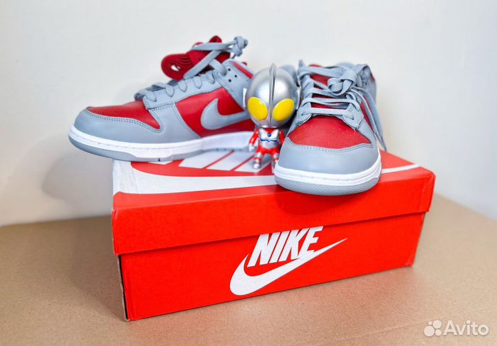 Nike Dunk low CO.JP Ultraman