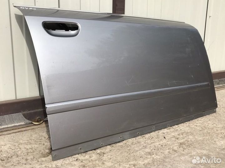 Дверь передняя правая Audi A4 B6 8E 1.9 2003