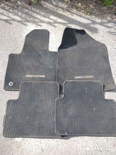 Автомобильные коврики на Хундай Санта-Фе 4