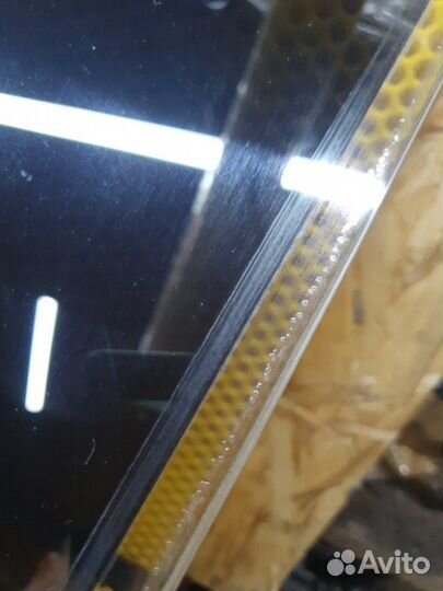 Стекло задней левой двери Mercedes S-Class W220