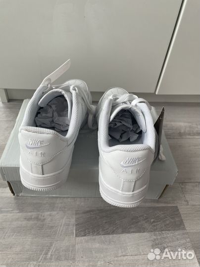 Кроссовки nike air force 1 белые новые