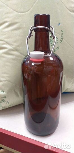 Бутылка с бугельной пробкой