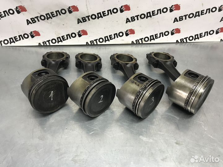 Поршень с шатуном Peugeot 406 1997 г.в