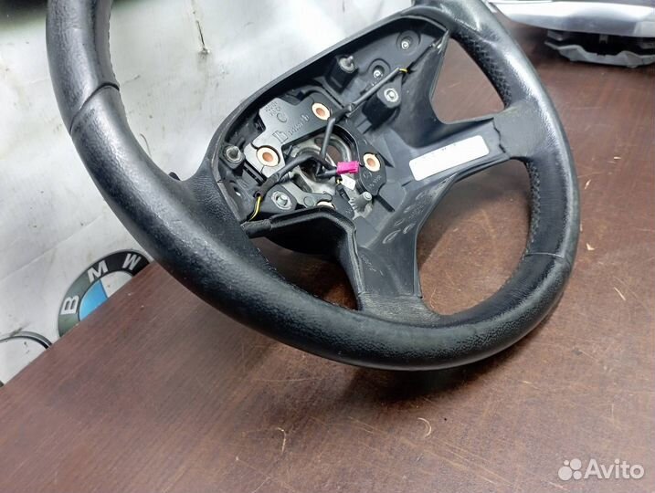 Руль с лепестками Mercedes Ml W164 642.940 2009Г