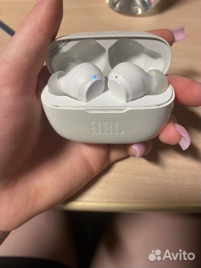 Jbl wave 200tws кейс