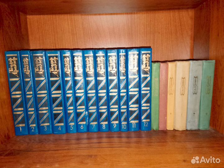 Продам книги полные собрания сочинений