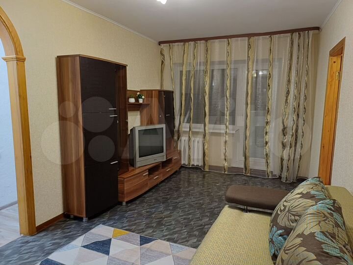 2-к. квартира, 42 м², 4/5 эт.