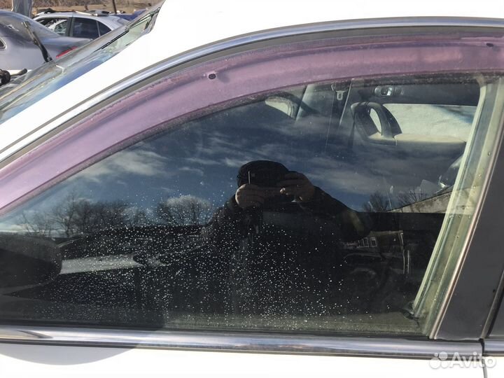 Стёкла дверные на Mazda Millenia