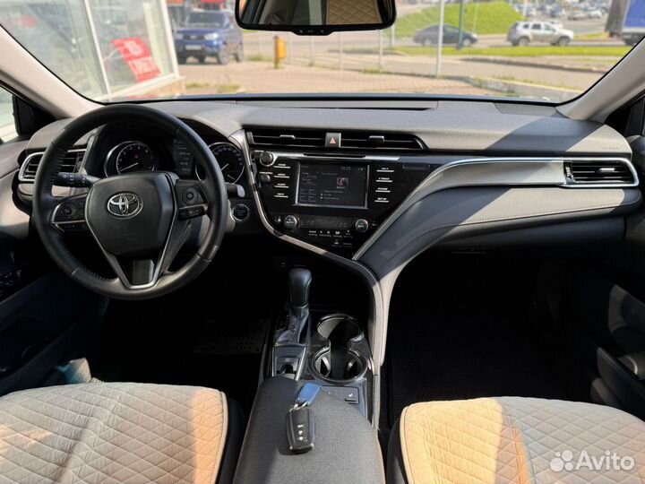 Toyota Camry 2.0 AT, 2019, 141 600 км