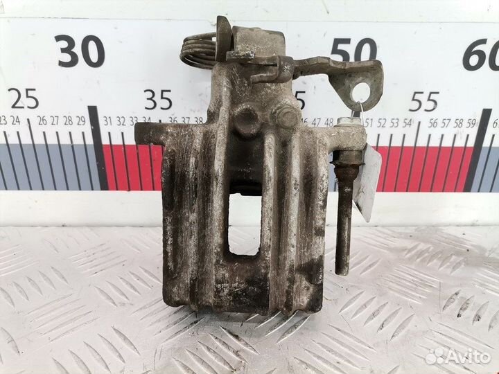 Суппорт задний правый для Volkswagen Passat 5