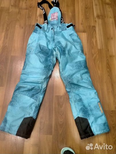 Горнолыжный костюм женский 40 - 42 размер