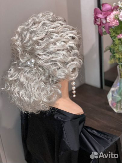 Болванка для причесок, голова с плечами на штативе