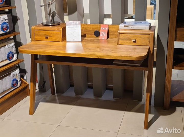 Стол письменный Bond орех