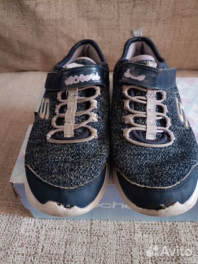 Кросовки для девочки (размер 33, 27)