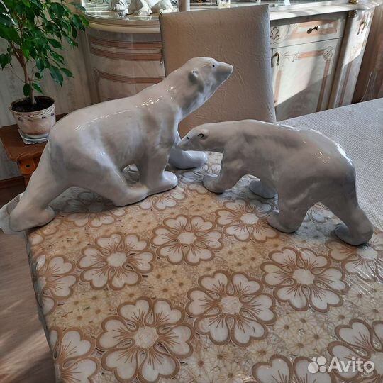 Медведи. фарфор