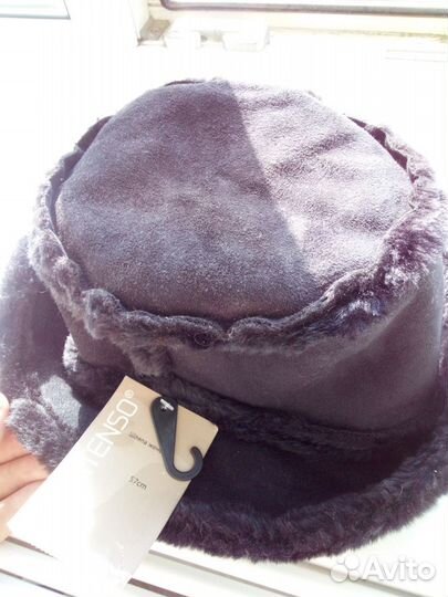 Модная женская шапка шляпа