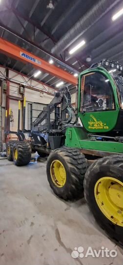 Форвардер John Deere 1510G