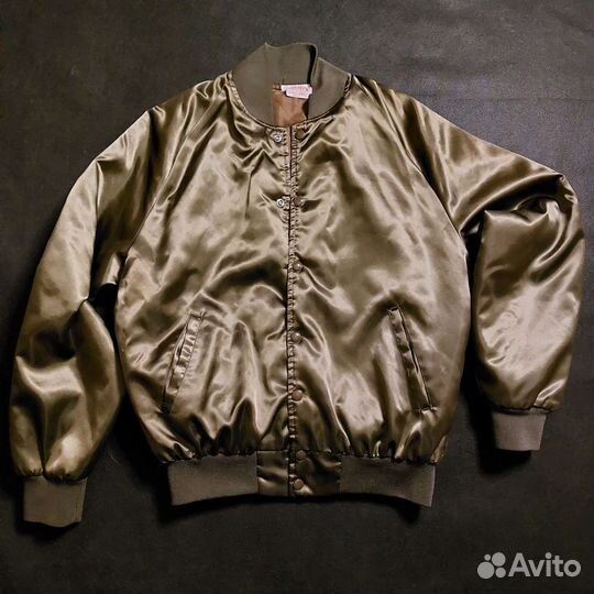 Куртка бомбер