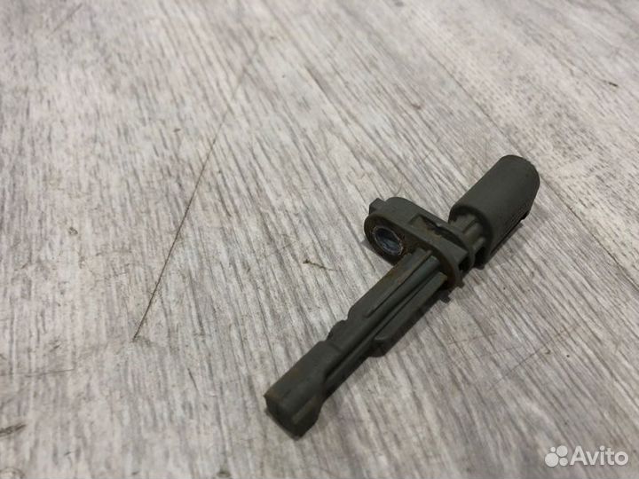 Датчик abs задний Skoda Octavia A7 CWV 2019